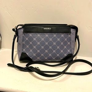 Nine West crossbody handbag.  Like brand new!